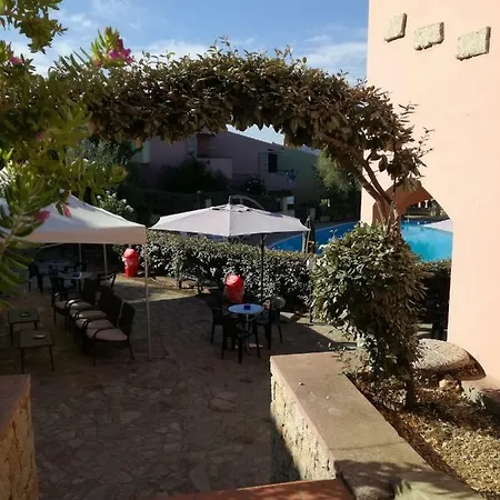 Aparthotel Villaggio Sa Ventana *